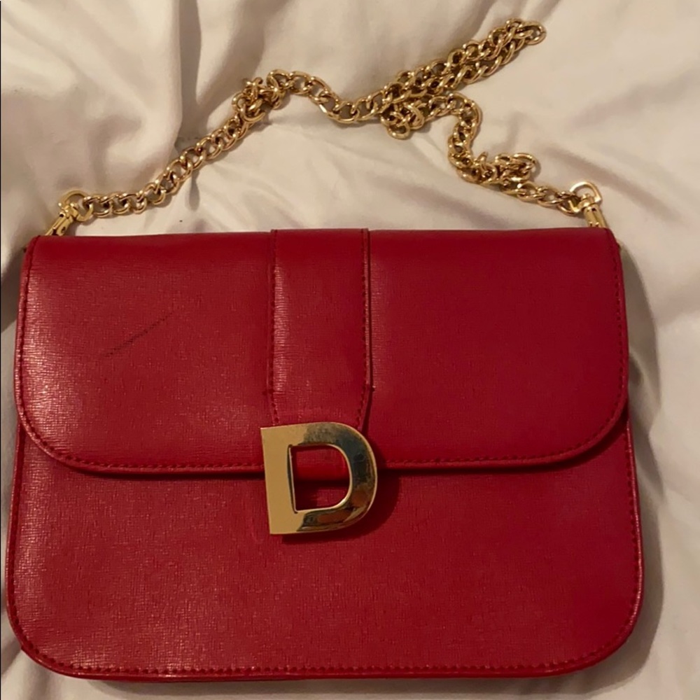 shoulder clutch convertible with detachable strap